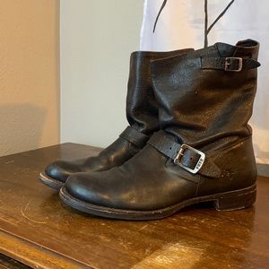 Frye boots Veronica short size 12